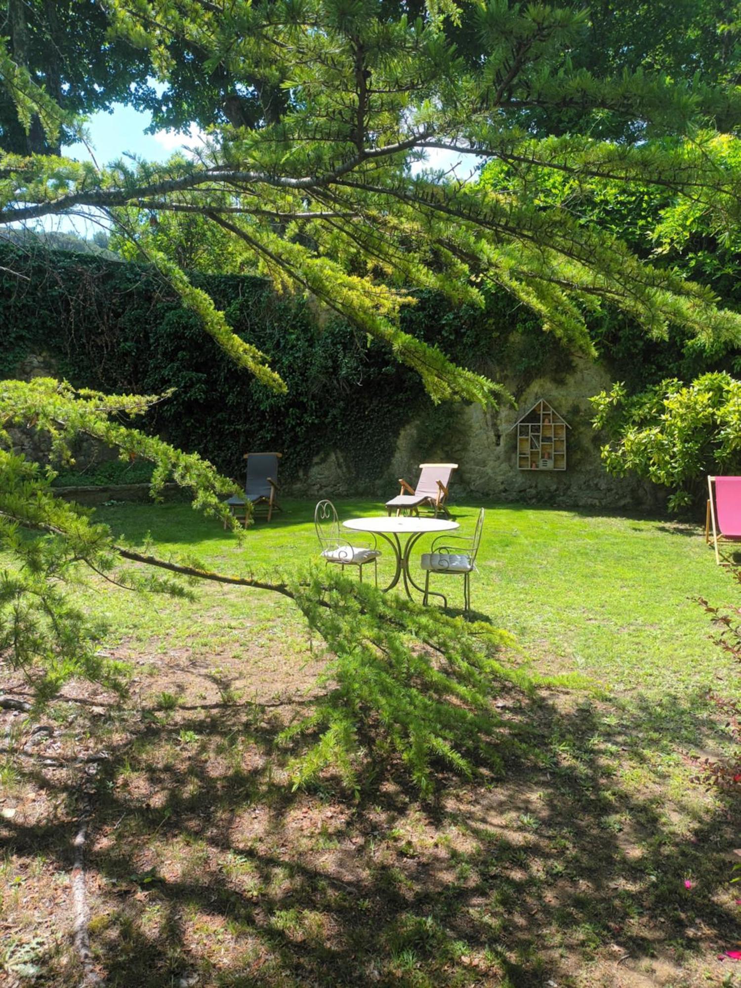 Le Vieux Moulin De Jouques Bed & Breakfast エクステリア 写真