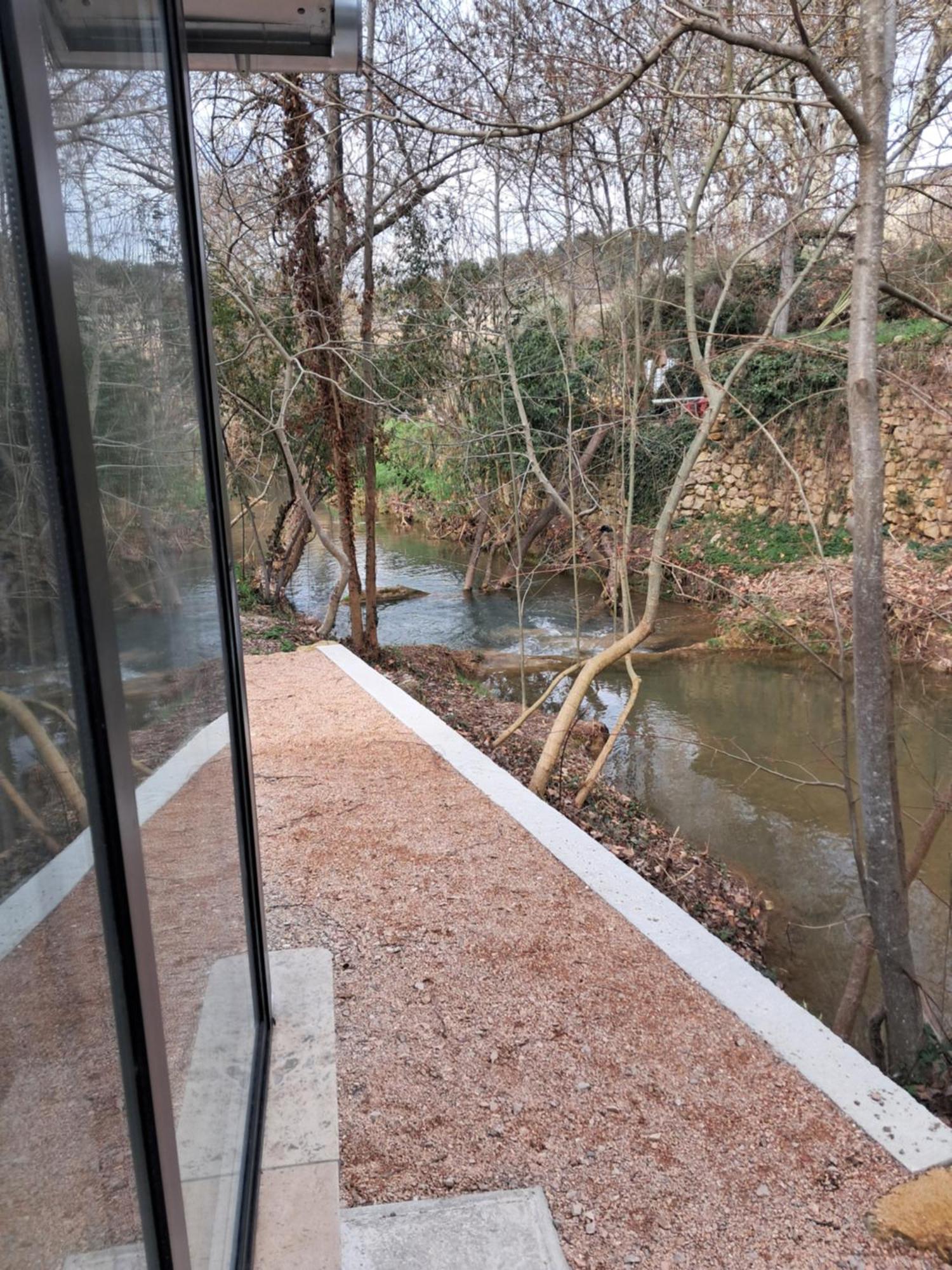 Le Vieux Moulin De Jouques Bed & Breakfast エクステリア 写真